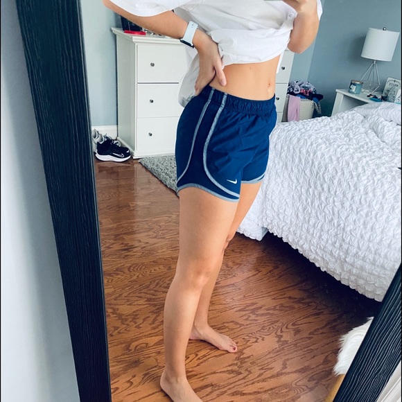 Nike Dri Fit Short - Picture 4 of 7